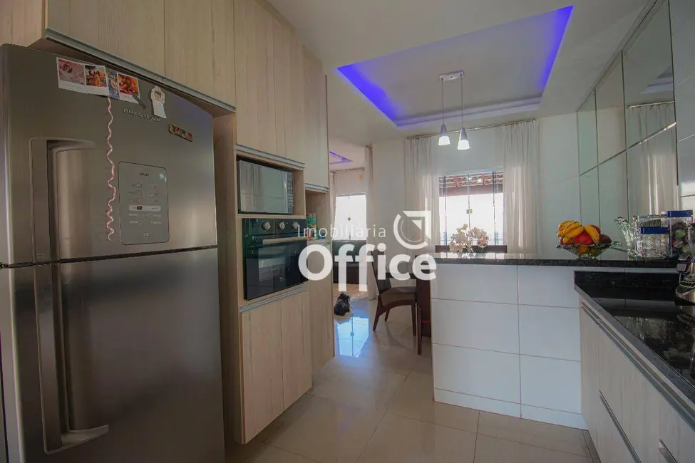 Foto 9 de Casa com 3 quartos à venda, 300m2 em Residencial Vale do Sol, Anapolis - GO