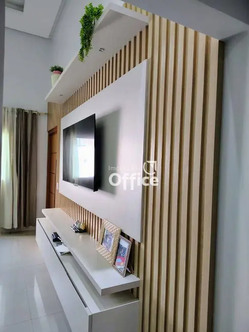 Casa com 3 quartos à venda, 200m2 em Anapolis - GO - imagem 4 Foto 4 de Casa com 3 quartos à venda, 200m2 em Anapolis - GO