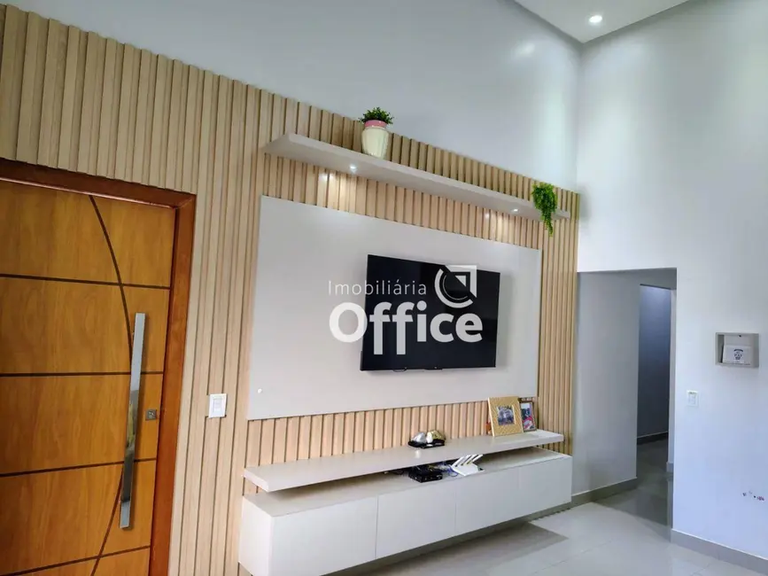 Casa com 3 quartos à venda, 200m2 em Anapolis - GO - imagem 3 Foto 3 de Casa com 3 quartos à venda, 200m2 em Anapolis - GO