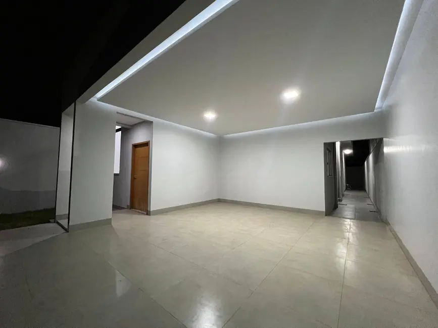 Foto 1 de Casa com 3 quartos à venda, 300m2 em Jardim Progresso, Anapolis - GO