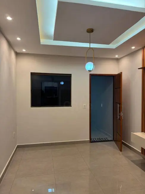 Foto 4 de Casa com 2 quartos à venda, 200m2 em Residencial Flamboyant, Anapolis - GO