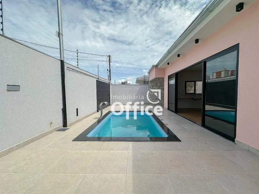 Casa com 3 quartos à venda, 190m2 em Anapolis - GO - imagem 3 Foto 3 de Casa com 3 quartos à venda, 190m2 em Anapolis - GO