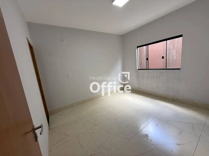 Casa com 2 quartos à venda, 126m2 em São Carlos, Anapolis - GO - imagem 5 Foto 5 de Casa com 2 quartos à venda, 126m2 em São Carlos, Anapolis - GO