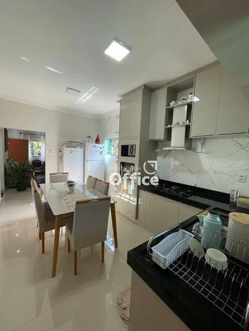 Foto 7 de Casa com 3 quartos à venda, 300m2 em Vila Norte, Anapolis - GO