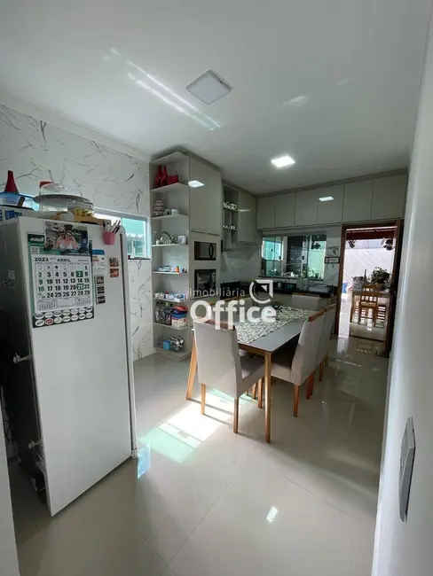 Foto 6 de Casa com 3 quartos à venda, 300m2 em Vila Norte, Anapolis - GO