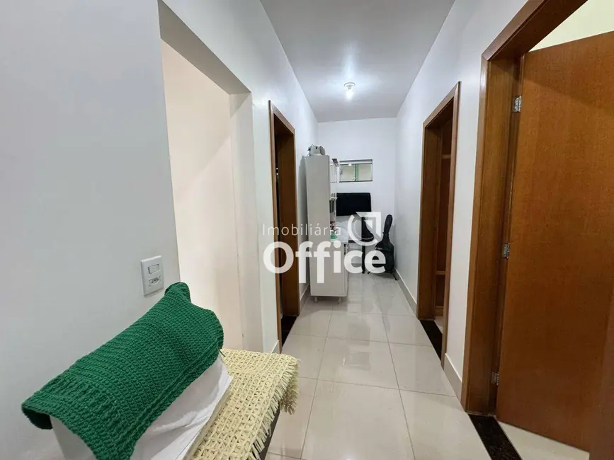 Casa com 3 quartos à venda, 413m2 em Maracanã, Anapolis - GO - imagem 8 Foto 8 de Casa com 3 quartos à venda, 413m2 em Maracanã, Anapolis - GO