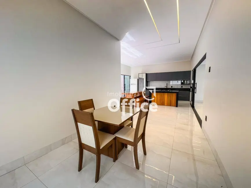 Foto 3 de Casa com 3 quartos à venda, 300m2 em Parque São Jerônimo, Anapolis - GO