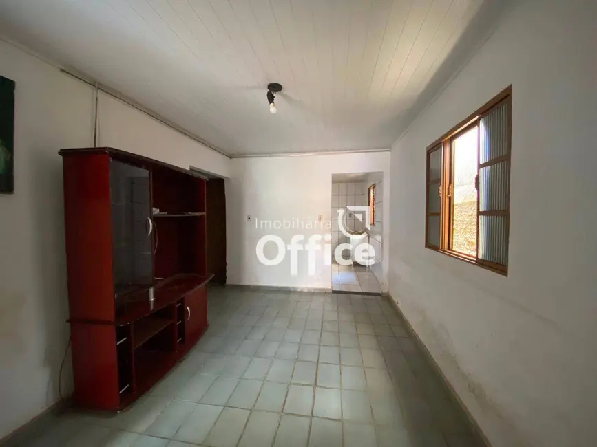 Foto 8 de Casa com 4 quartos à venda, 300m2 em Anapolis - GO