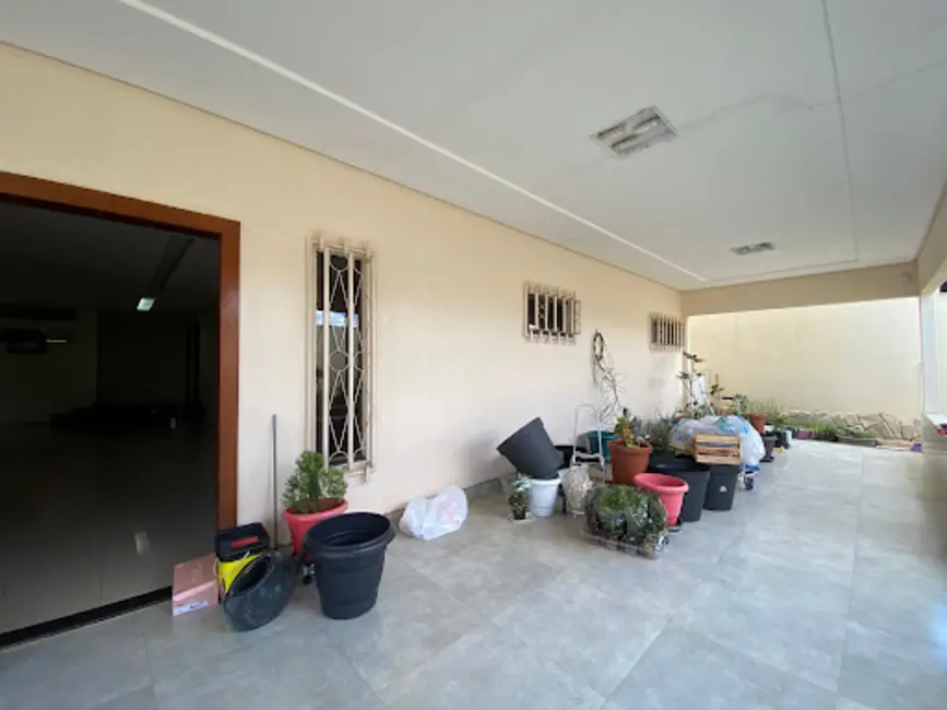 Casa com 4 quartos à venda, 600m2 em Parque Brasília 2ª Etapa, Anapolis - GO - imagem 4 Foto 4 de Casa com 4 quartos à venda, 600m2 em Parque Brasília 2ª Etapa, Anapolis - GO