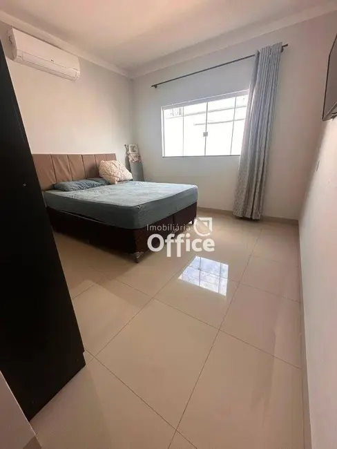 Foto 9 de Casa com 3 quartos à venda, 200m2 em Anapolis - GO