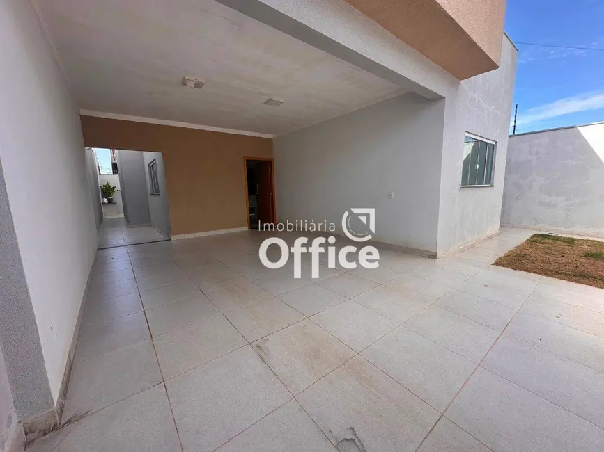 Foto 2 de Casa com 3 quartos à venda, 200m2 em Anapolis - GO