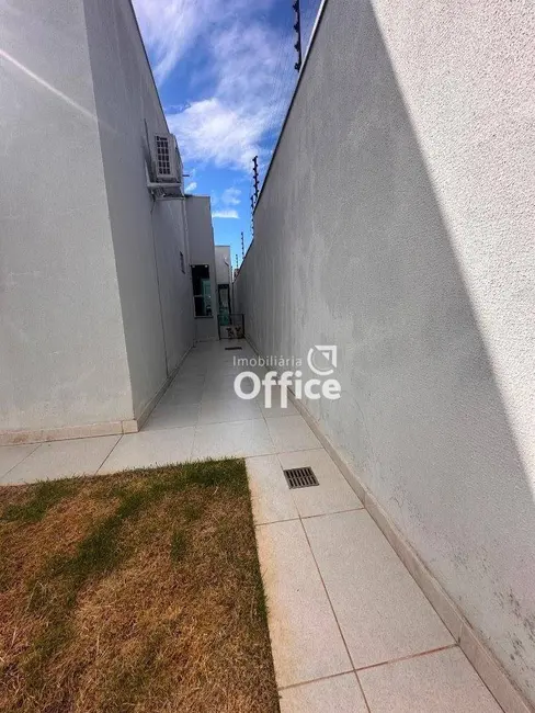 Foto 4 de Casa com 3 quartos à venda, 200m2 em Anapolis - GO