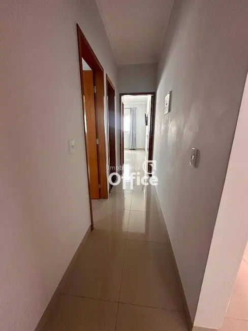 Foto 6 de Casa com 3 quartos à venda, 200m2 em Anapolis - GO