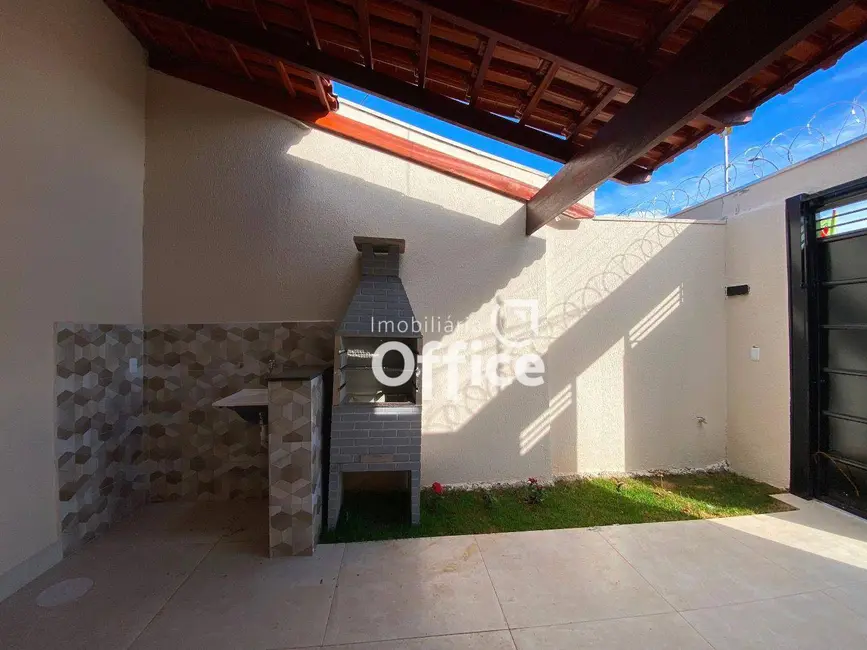 Foto 2 de Casa com 3 quartos à venda, 100m2 em Anapolis - GO