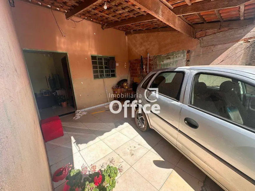 Foto 3 de Casa com 5 quartos à venda, 267m2 em Anapolis - GO