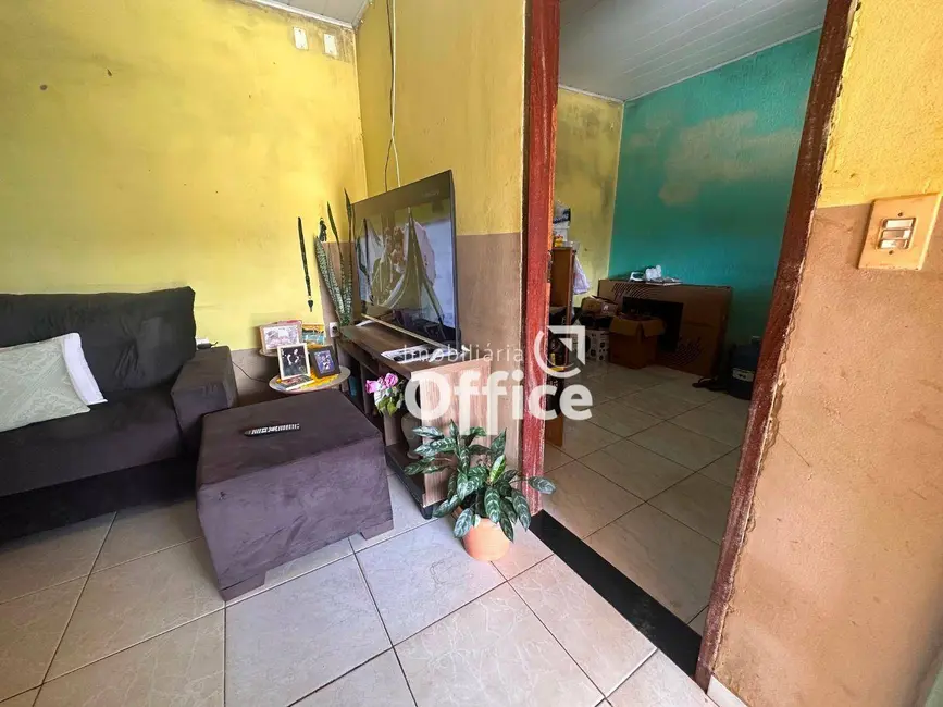 Foto 4 de Casa com 5 quartos à venda, 267m2 em Anapolis - GO