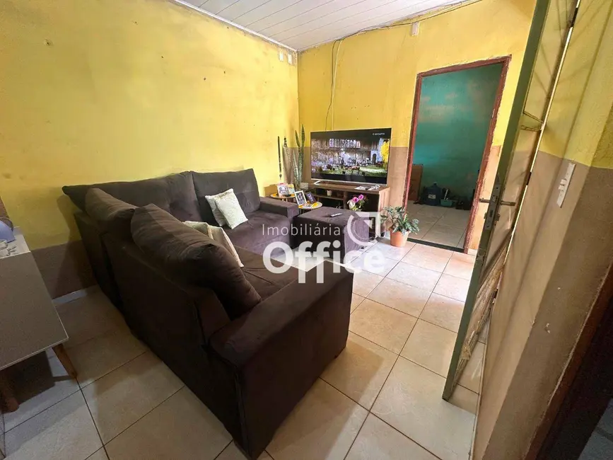 Foto 5 de Casa com 5 quartos à venda, 267m2 em Anapolis - GO