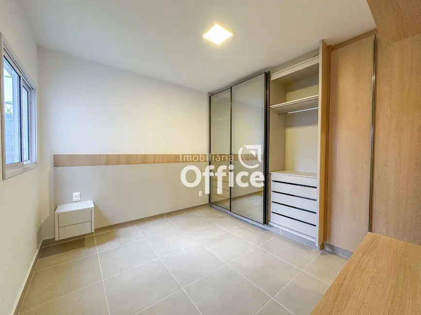 Foto 1 de Casa de Condomínio com 3 quartos à venda, 200m2 em Chácaras Colorado, Anapolis - GO