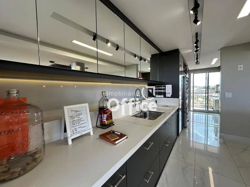 Foto 2 de Apartamento com 3 quartos à venda, 202m2 em Jundiaí, Anapolis - GO