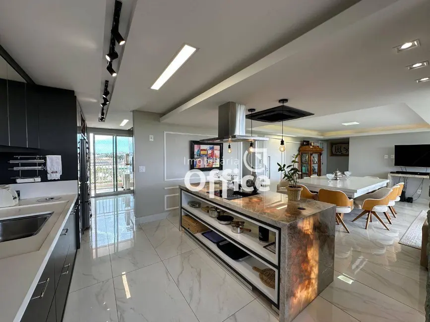 Foto 7 de Apartamento com 3 quartos à venda, 202m2 em Jundiaí, Anapolis - GO