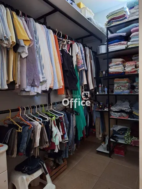 Casa com 3 quartos à venda, 300m2 em Residencial Mônica Braga, Anapolis - GO - imagem 9 Foto 9 de Casa com 3 quartos à venda, 300m2 em Residencial Mônica Braga, Anapolis - GO