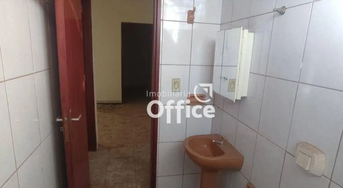 Casa com 2 quartos à venda, 347m2 em Santo André, Anapolis - GO - imagem 5 Foto 5 de Casa com 2 quartos à venda, 347m2 em Santo André, Anapolis - GO