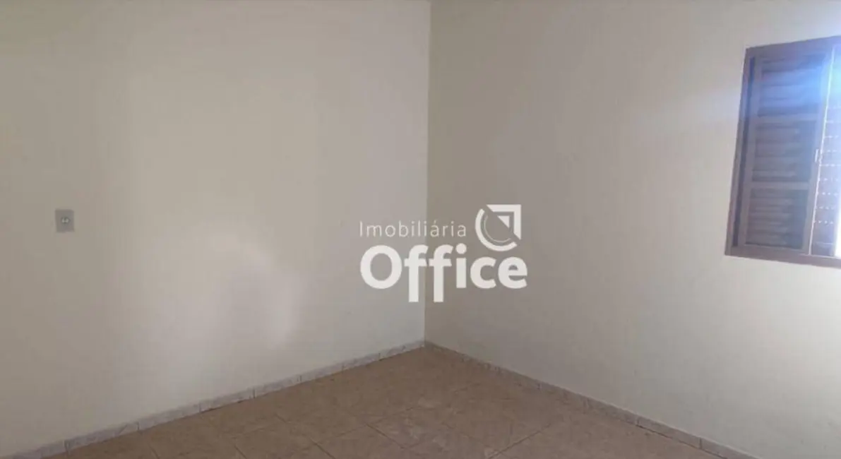 Casa com 2 quartos à venda, 347m2 em Santo André, Anapolis - GO - imagem 4 Foto 4 de Casa com 2 quartos à venda, 347m2 em Santo André, Anapolis - GO