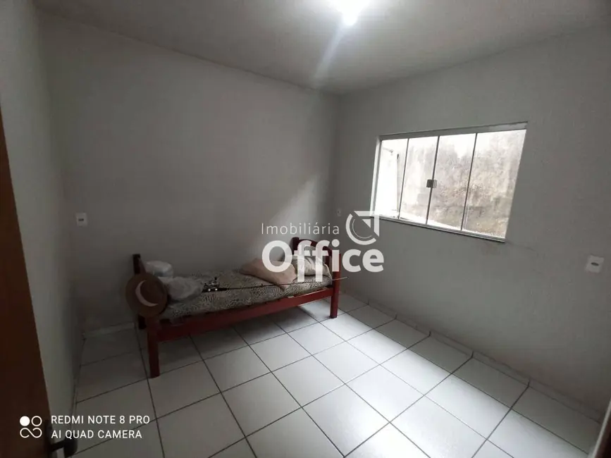 Casa com 3 quartos à venda, 200m2 em Residencial Flamboyant, Anapolis - GO - imagem 7 Foto 7 de Casa com 3 quartos à venda, 200m2 em Residencial Flamboyant, Anapolis - GO