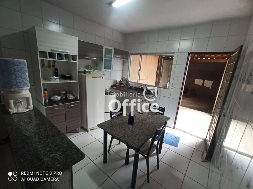 Casa com 3 quartos à venda, 200m2 em Residencial Flamboyant, Anapolis - GO - imagem 6 Foto 6 de Casa com 3 quartos à venda, 200m2 em Residencial Flamboyant, Anapolis - GO