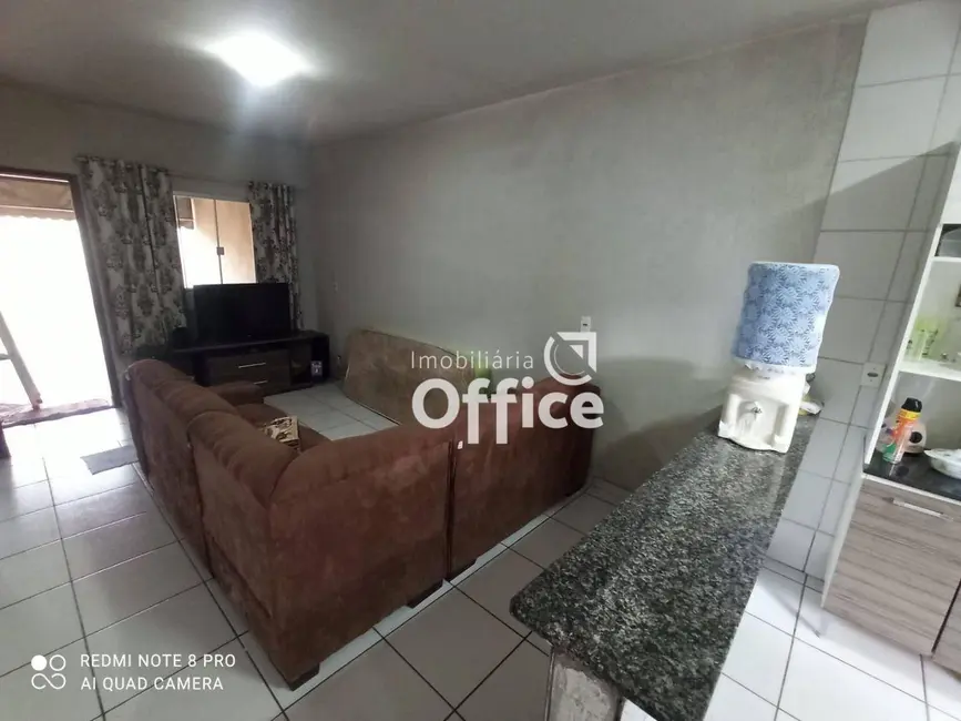 Casa com 3 quartos à venda, 200m2 em Residencial Flamboyant, Anapolis - GO - imagem 5 Foto 5 de Casa com 3 quartos à venda, 200m2 em Residencial Flamboyant, Anapolis - GO