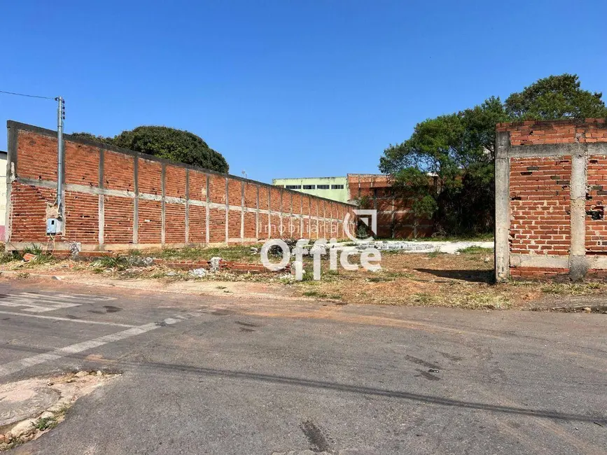 Foto 3 de Terreno / Lote à venda, 1084m2 em Parque São João, Anapolis - GO
