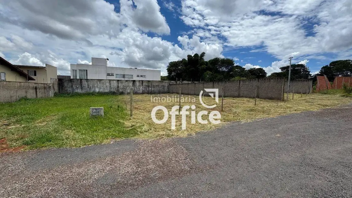 Foto 3 de Terreno / Lote à venda, 390m2 em Anápolis City, Anapolis - GO