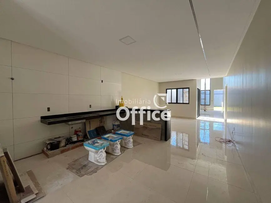 Casa com 3 quartos à venda, 340m2 em Parque Brasília 2ª Etapa, Anapolis - GO - imagem 8 Foto 8 de Casa com 3 quartos à venda, 340m2 em Parque Brasília 2ª Etapa, Anapolis - GO