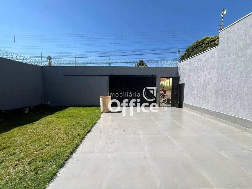 Casa com 3 quartos à venda, 340m2 em Parque Brasília 2ª Etapa, Anapolis - GO - imagem 4 Foto 4 de Casa com 3 quartos à venda, 340m2 em Parque Brasília 2ª Etapa, Anapolis - GO