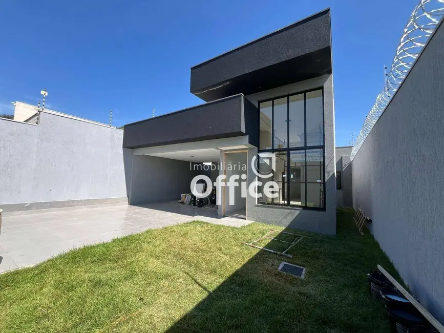 Foto 1 de Casa com 3 quartos à venda, 340m2 em Parque Brasília 2ª Etapa, Anapolis - GO