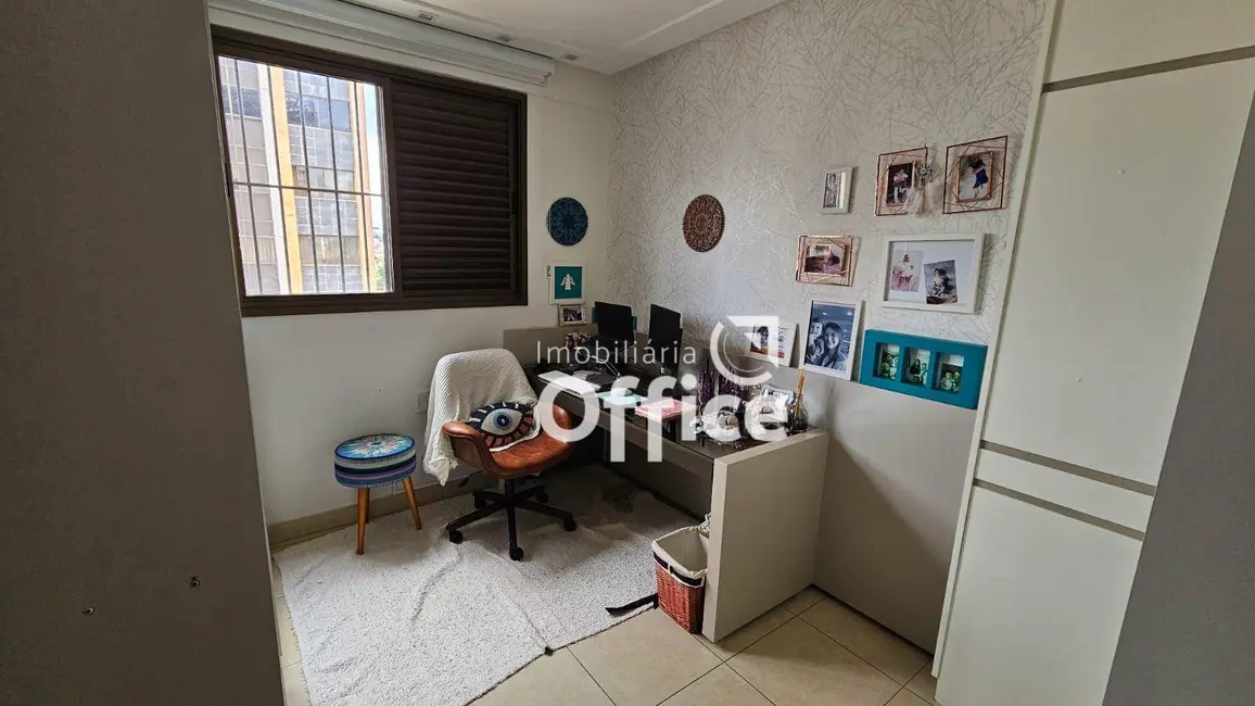 Foto 9 de Apartamento com 4 quartos à venda, 140m2 em Jundiaí, Anapolis - GO