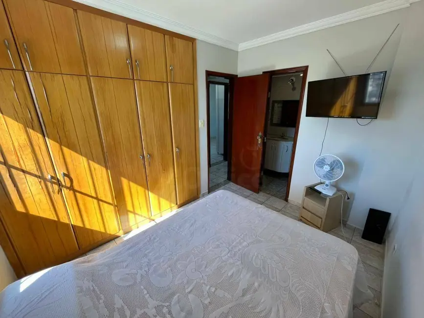 Foto 9 de Apartamento com 4 quartos à venda, 99m2 em Cidade Jardim, Anapolis - GO