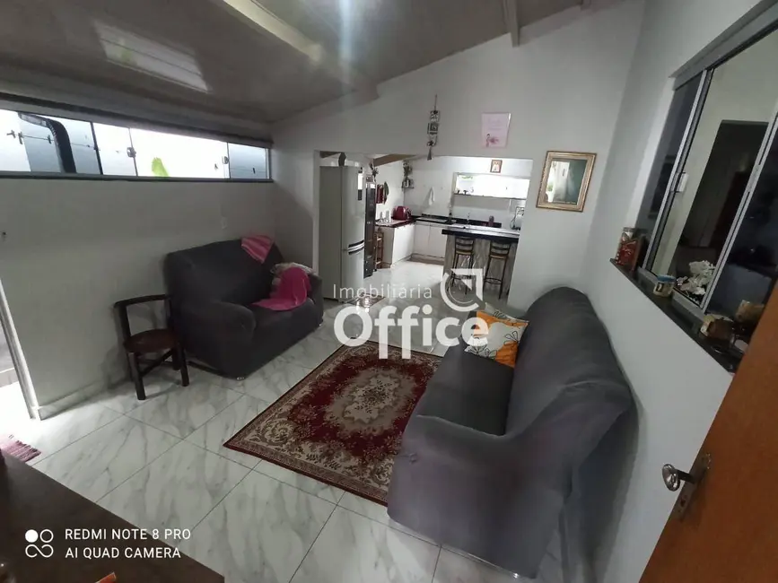 Foto 3 de Casa com 4 quartos à venda, 420m2 em Maracanã, Anapolis - GO