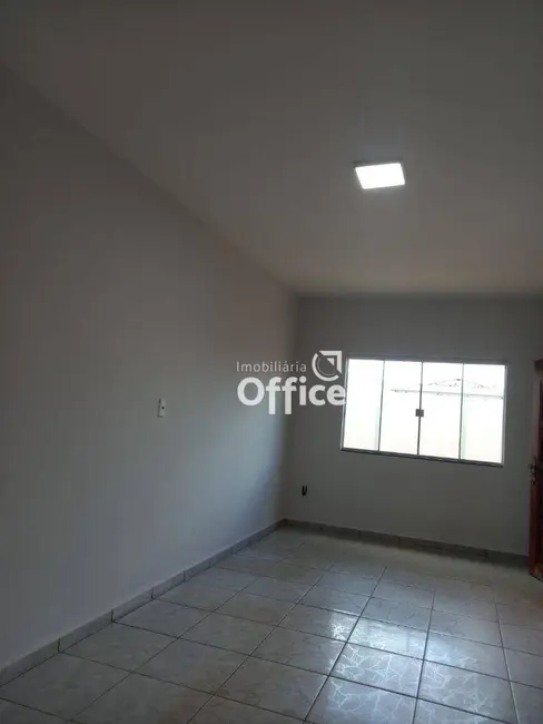 Casa com 3 quartos à venda, 300m2 em Lourdes, Anapolis - GO - imagem 5 Foto 5 de Casa com 3 quartos à venda, 300m2 em Lourdes, Anapolis - GO
