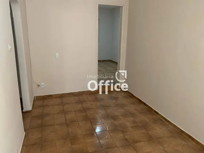 Foto 4 de Casa com 2 quartos à venda, 500m2 em Dom Pedro II, Anapolis - GO
