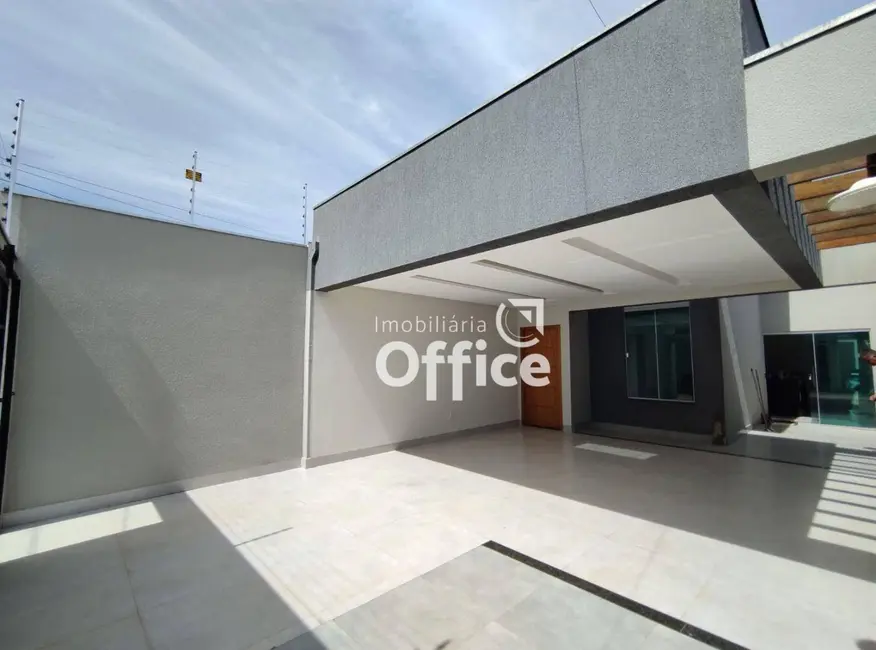 Foto 2 de Casa com 3 quartos à venda, 180m2 em Parque São João, Anapolis - GO