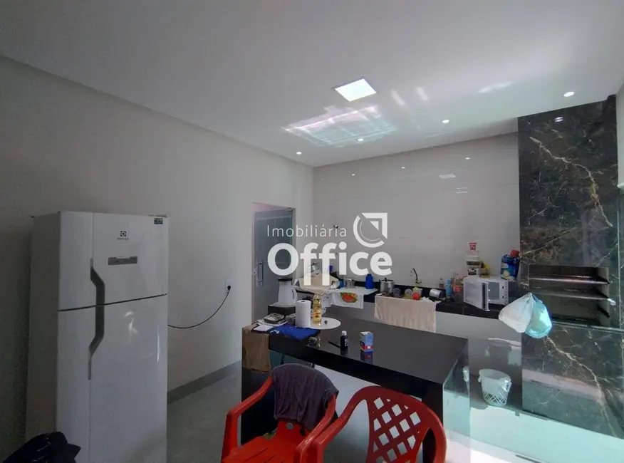 Foto 9 de Casa com 3 quartos à venda, 180m2 em Parque São João, Anapolis - GO