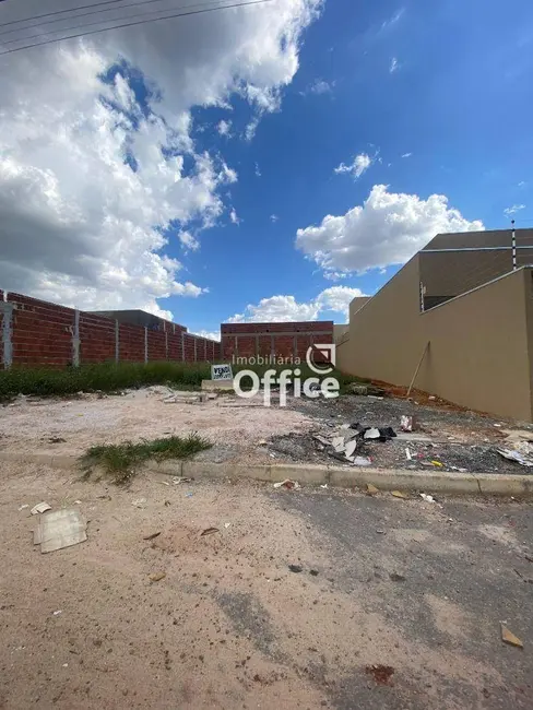 Foto 2 de Terreno / Lote à venda, 300m2 em Anapolis - GO