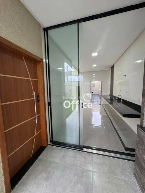 Casa com 3 quartos à venda, 180m2 em São Carlos, Anapolis - GO - imagem 9 Foto 9 de Casa com 3 quartos à venda, 180m2 em São Carlos, Anapolis - GO