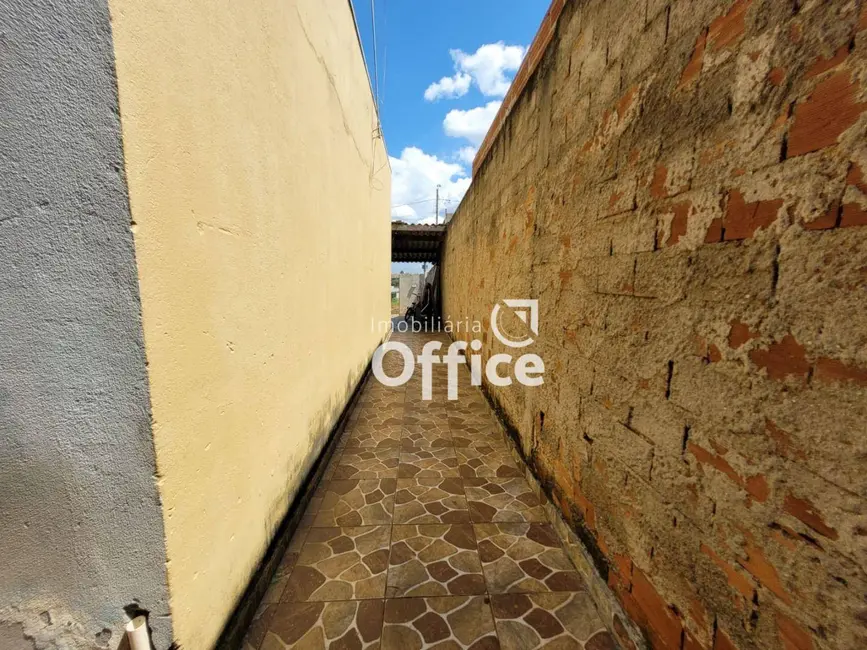 Foto 7 de Casa com 3 quartos à venda, 300m2 em Anapolis - GO