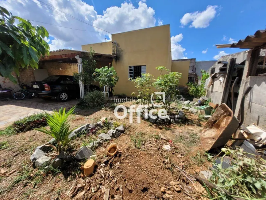 Foto 8 de Casa com 3 quartos à venda, 300m2 em Anapolis - GO