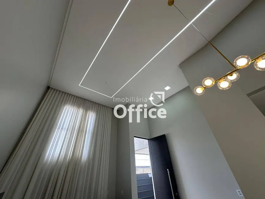Foto 8 de Casa com 3 quartos à venda, 300m2 em Jardim Ana Paula, Anapolis - GO