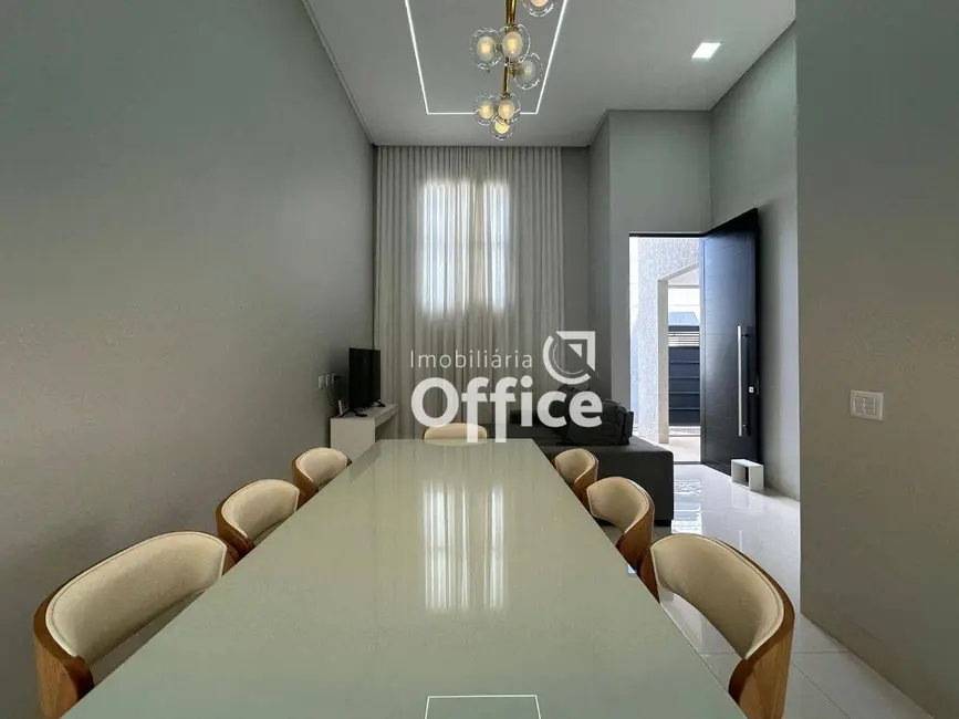 Foto 9 de Casa com 3 quartos à venda, 300m2 em Jardim Ana Paula, Anapolis - GO