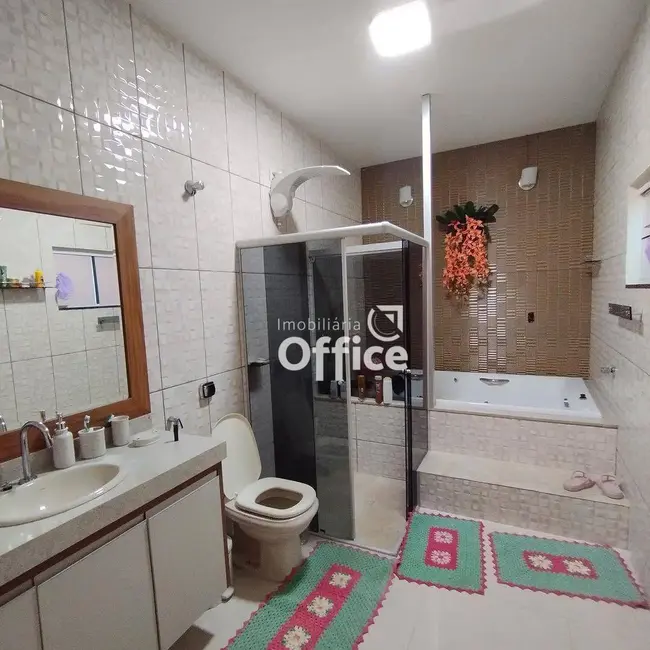 Foto 7 de Casa com 3 quartos à venda, 480m2 em Vila Jaiara, Anapolis - GO