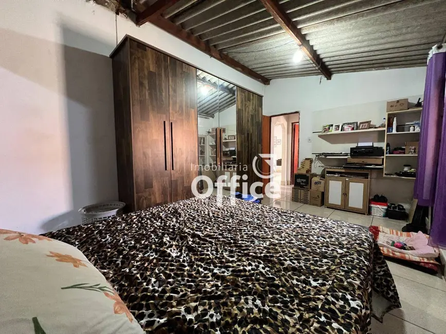 Foto 9 de Casa com 2 quartos à venda, 300m2 em Víviam Parque, Anapolis - GO
